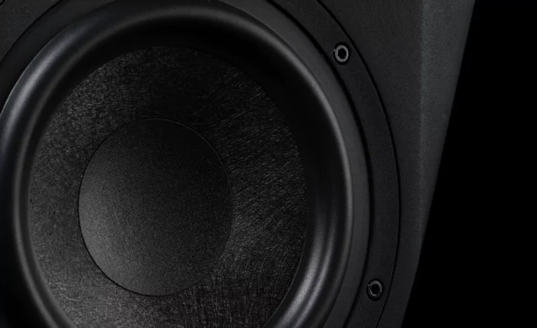 ADAM Audio A77H：非凡音質(zhì)的強(qiáng)大后盾：功放、揚(yáng)聲單元和箱體設(shè)計(jì)