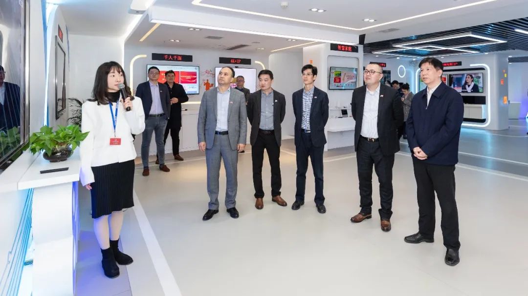 東方有線到訪福建廣電網(wǎng)絡(luò)集團(tuán)，圍繞廣電5G應(yīng)用服務(wù)等方向展開交流