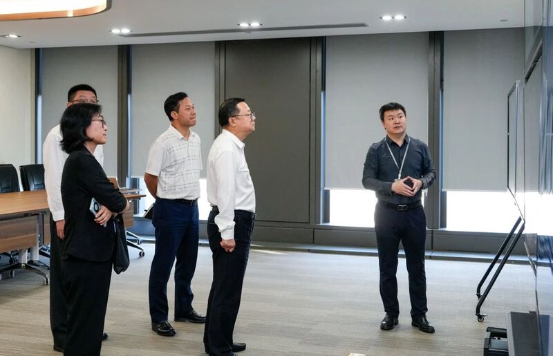 廣電總局朱詠雷調(diào)研廣東廣電網(wǎng)絡(luò)公司，要求大力發(fā)展智慧廣電