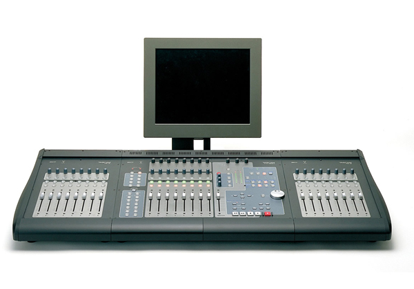 TASCAM FW-1884專(zhuān)業(yè)控制臺(tái)和火線(xiàn)音頻/MIDI接口